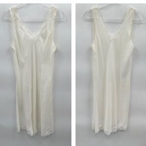 OLGA VINTAGE White sexy lightweight woman midi lace detail slip M